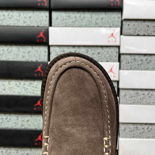 UGG Buckle-Strap Clogs – Dark Brown