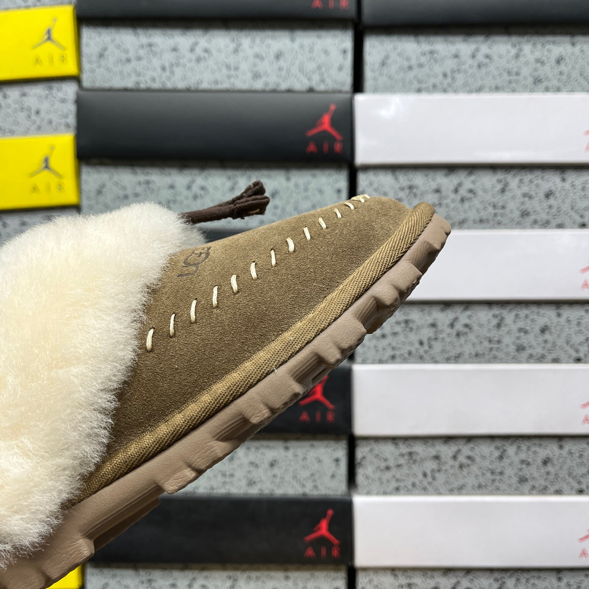 UGG Boots – Light Copper | Style 1180370