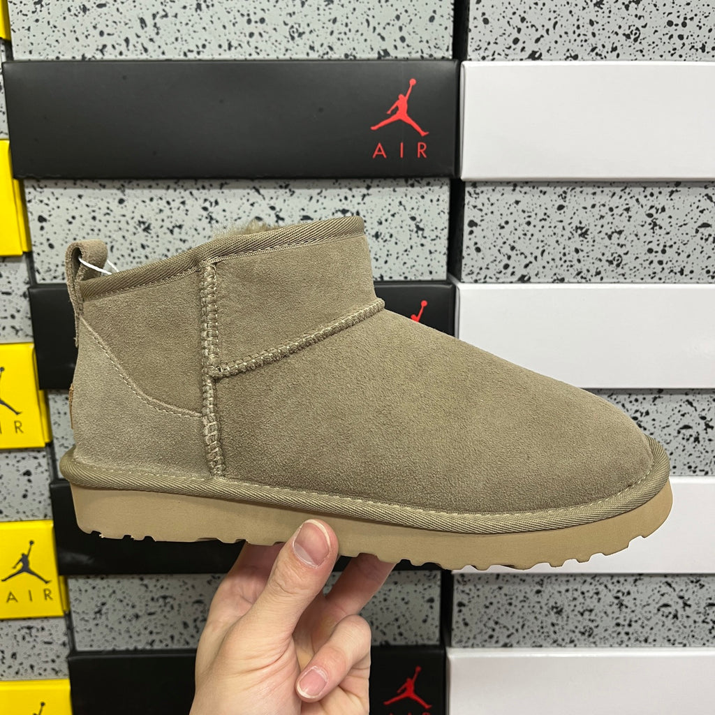 UGG Mini Ankle Boots – Brown | W1116109