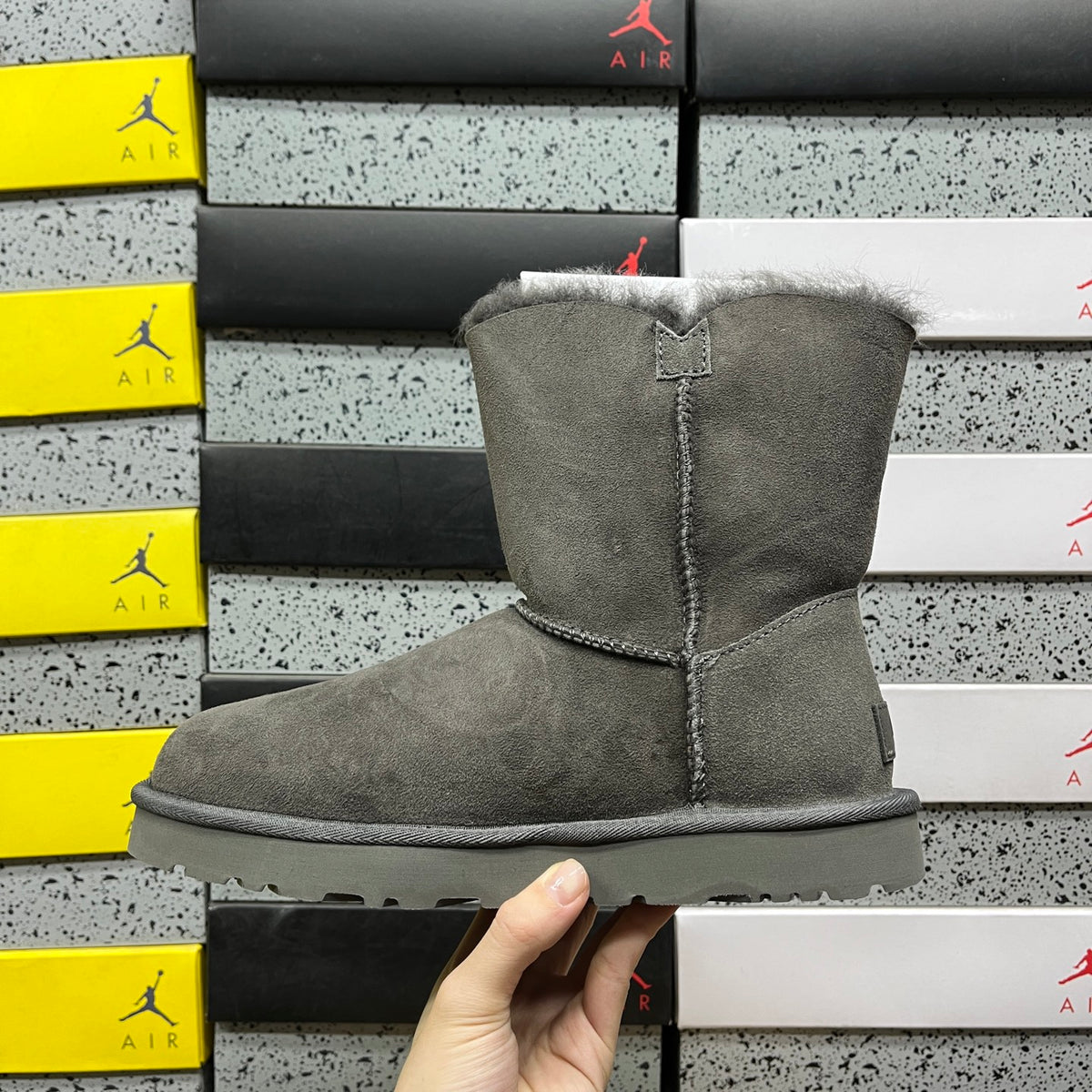 UGG Bailey Button II Boots – Grey