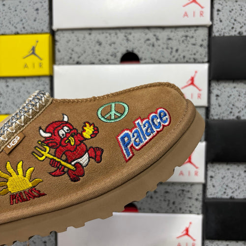 UGG Cartoon Embroidered Slip-On Shoes – Chestnut | 2553