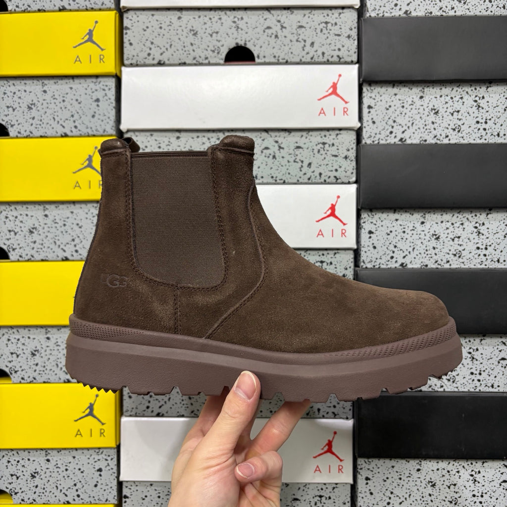 UGG Chunky-Sole Chelsea Boots – Chocolate | 2050