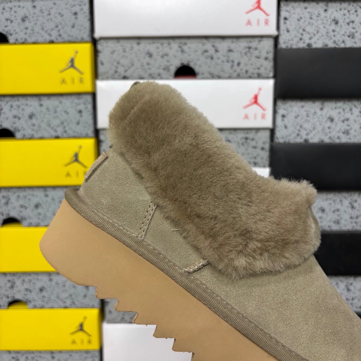 UGG Fluffy-Collar Platform Slip-On Shoes – Brown | W1166733