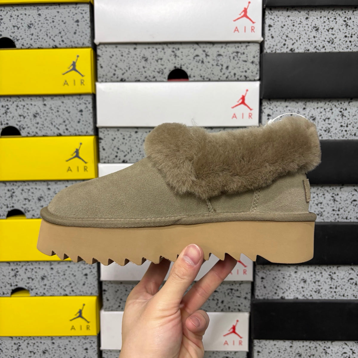 UGG Fluffy-Collar Platform Slip-On Shoes – Brown | W1166733