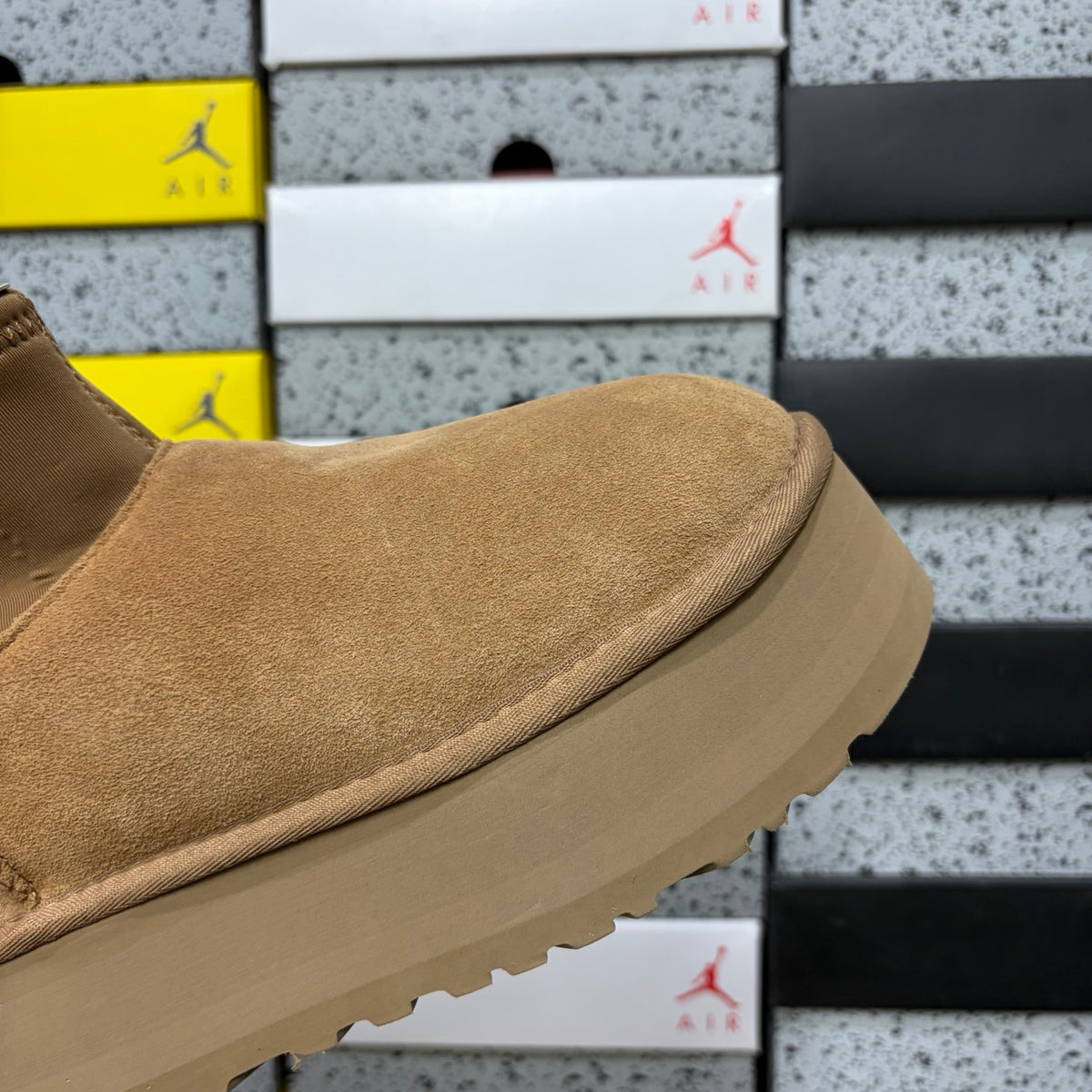 UGG Platform Ankle Boots – Brown | 8170
