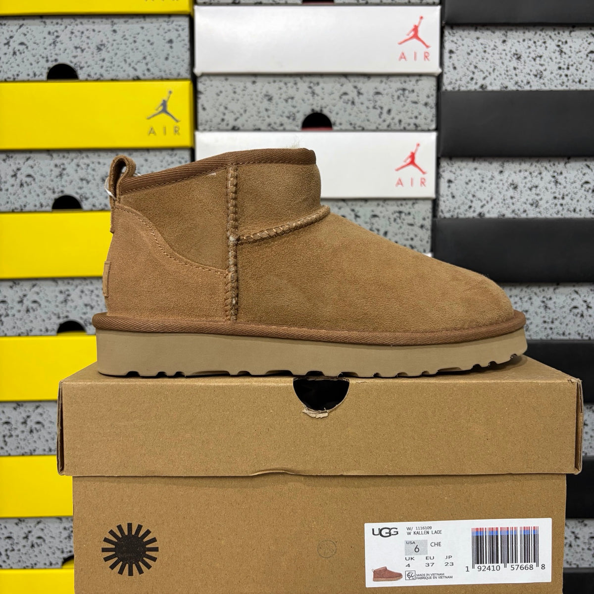 UGG Mini Ankle Boots – Chestnut | W1116109