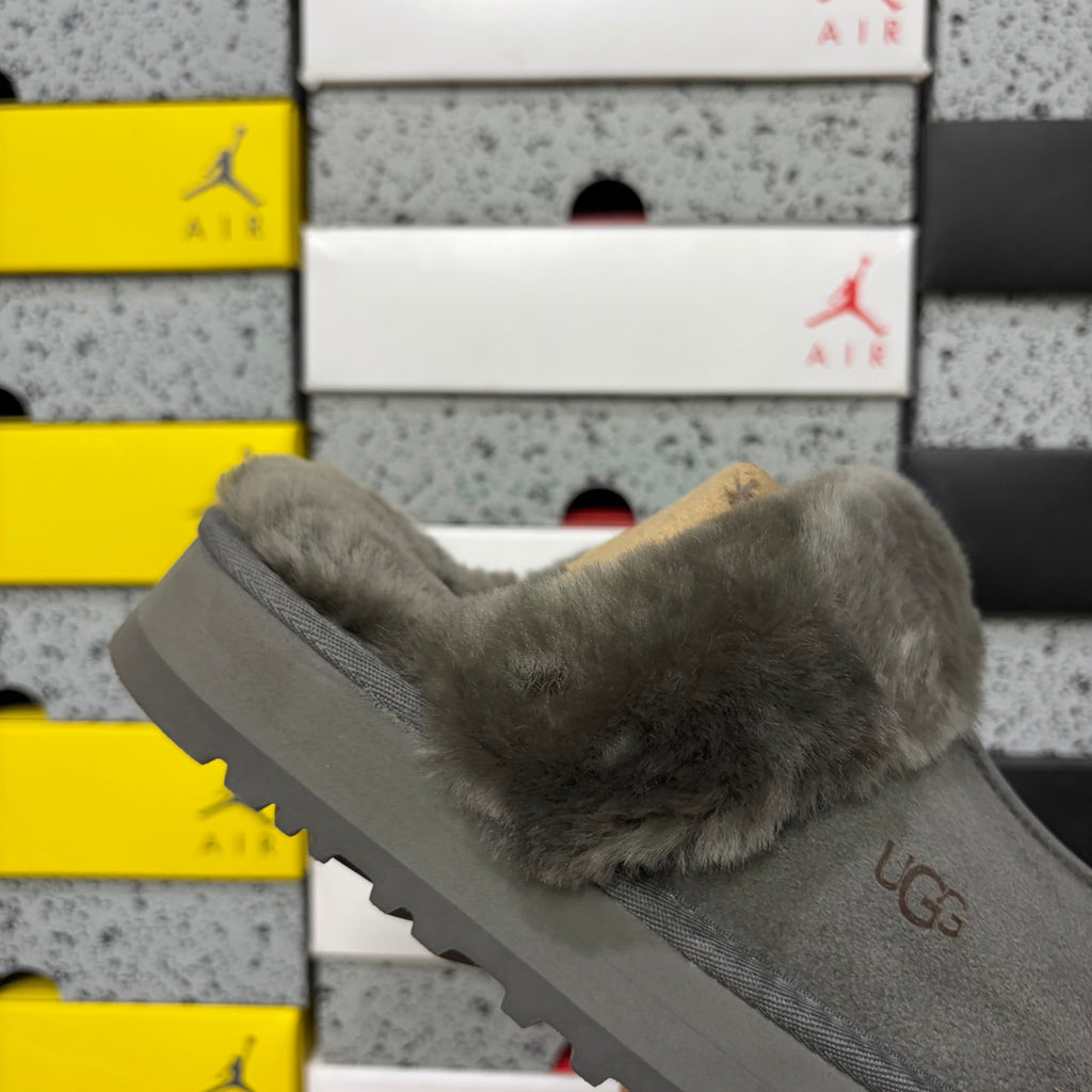 UGG Platform Slippers in Gray with Fluffy Collar – 3 cm