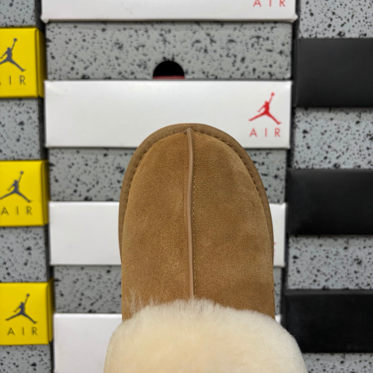 UGG Fluffy-Collar Mule Slippers – Chestnut | 2550